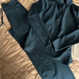32 Degrees Deep Teal Performance Top and pants set